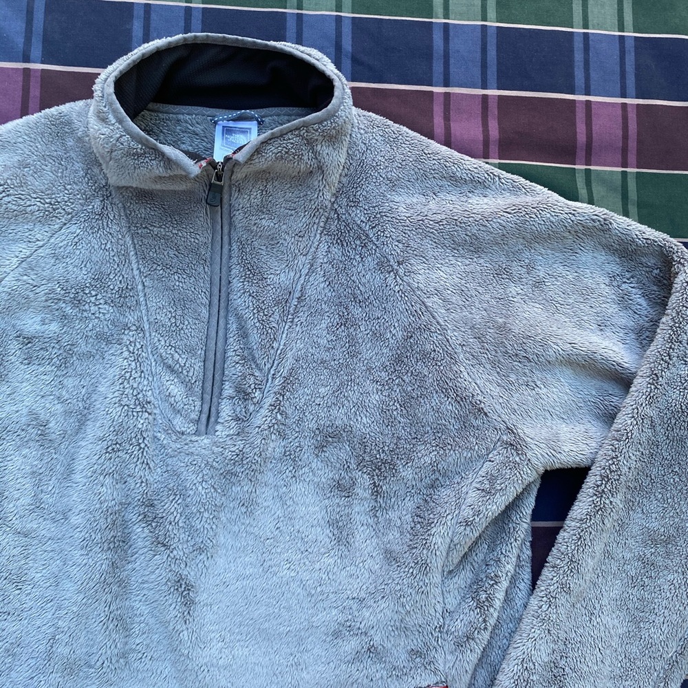 North Face quarter zip - Picture 4 of 6